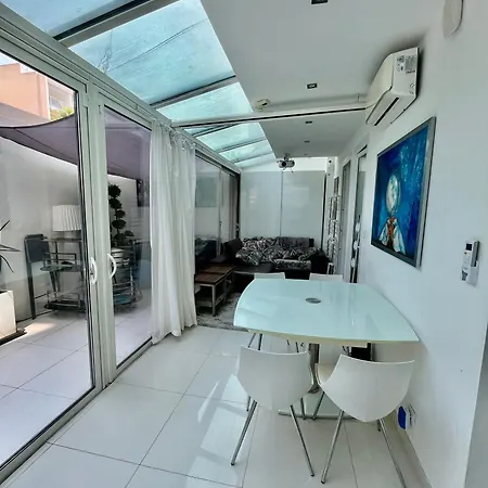 Apartment Jardin Sur La Pointe Croisette Luxe En Bord De Cannes