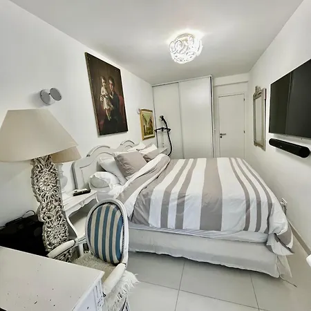 Apartment Jardin Sur La Pointe Croisette Luxe En Bord De